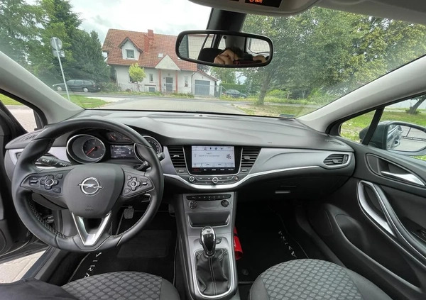 Opel Astra cena 43900 przebieg: 72000, rok produkcji 2016 z Kościan małe 254